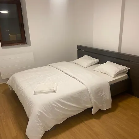2 Bedroom And Kitchen * Mons