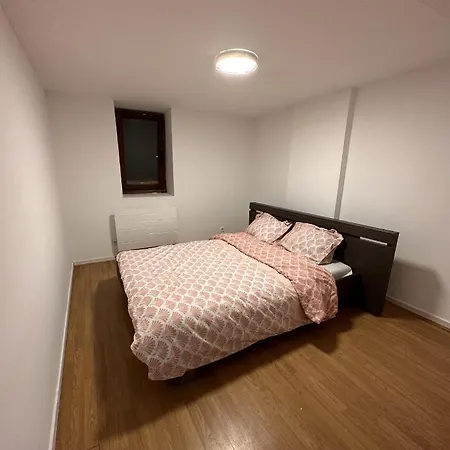 2 Bedroom And Kitchen Pensión